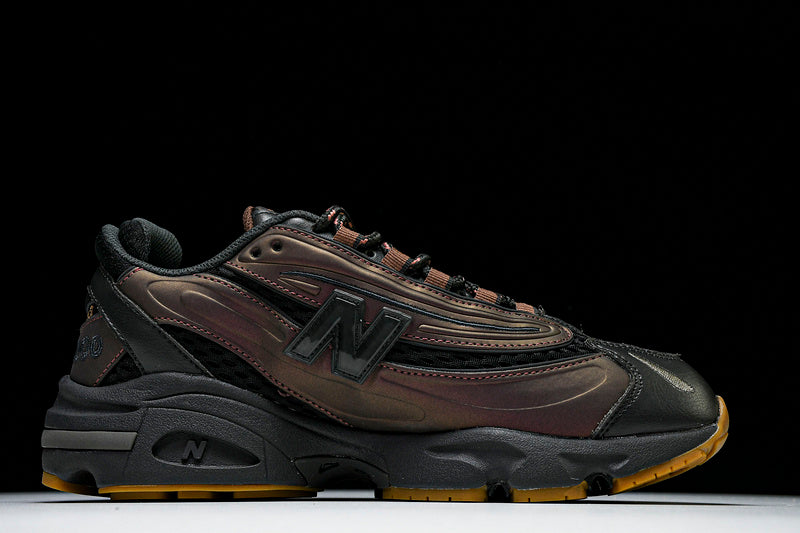 New Balance 1000