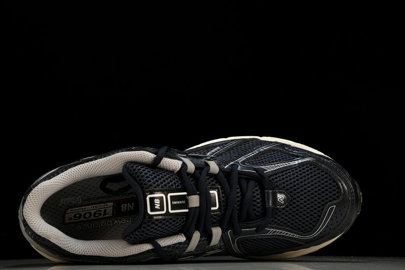 New Balance 1906