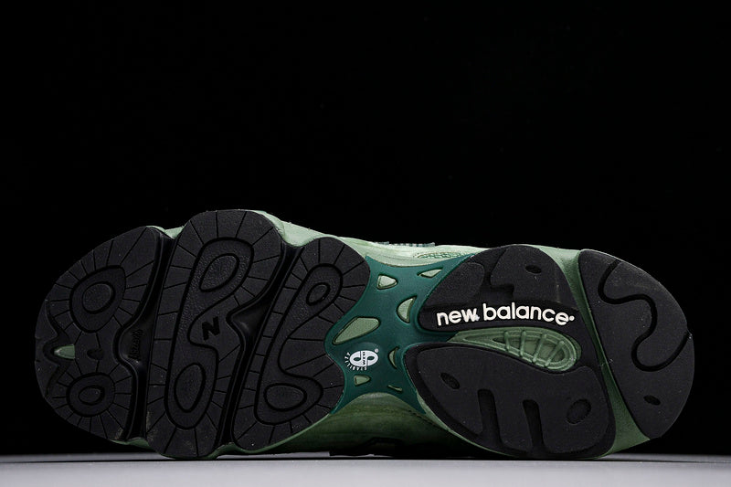 New Balance 1000
