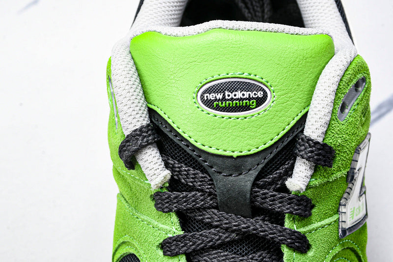 New Balance 2002