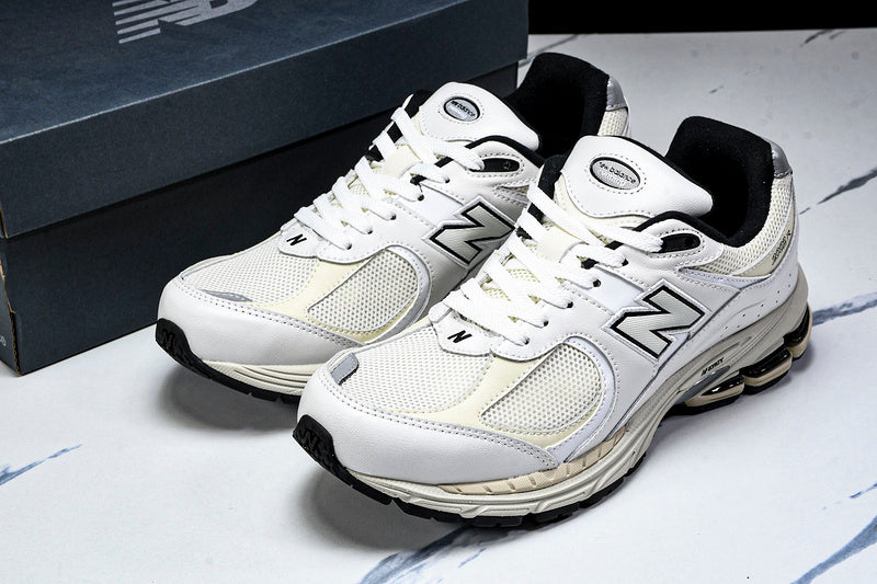 New Balance 2002