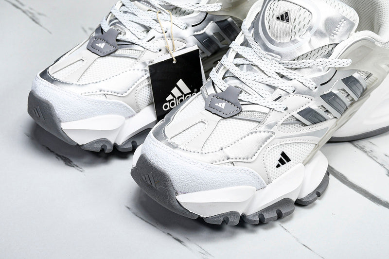 Tênis Adidas XLG