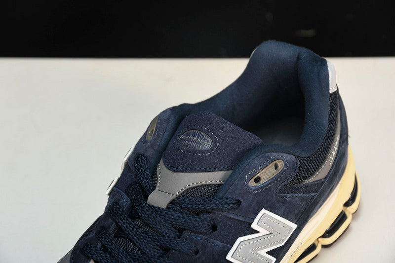 New Balance 2002