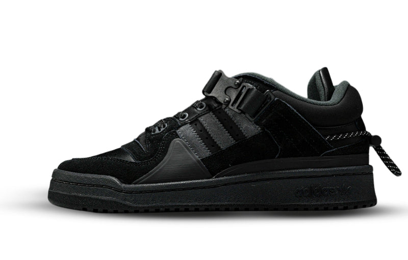 Tênis Adidas x Bad Bunny