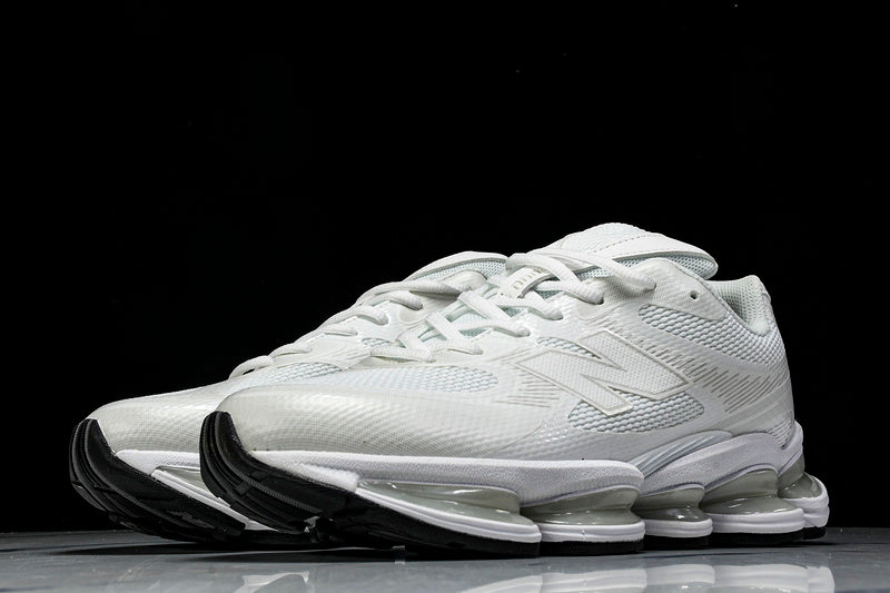 New Balance 2000 Sneakers