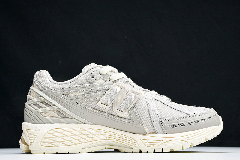 New Balance 1906