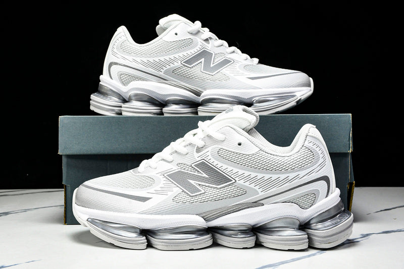 New Balance 2000 Sneakers