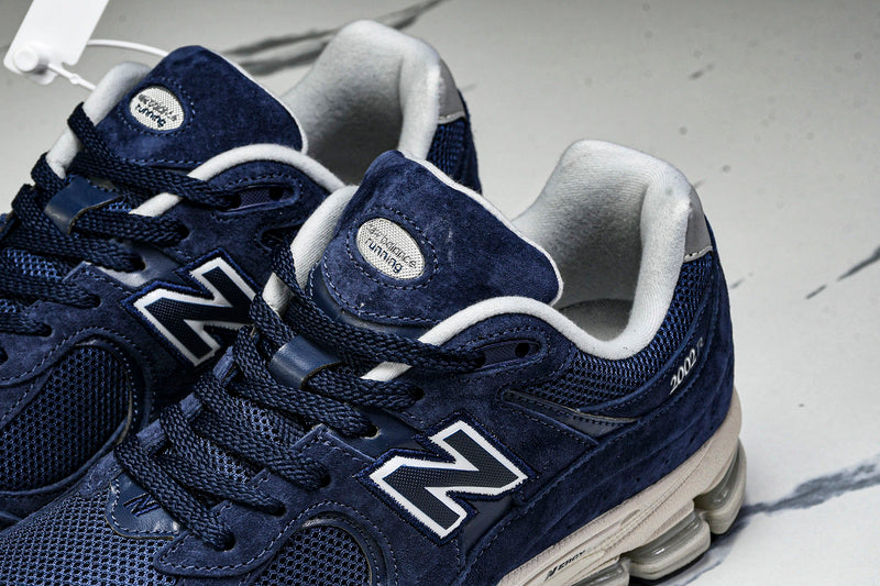 New Balance 2002