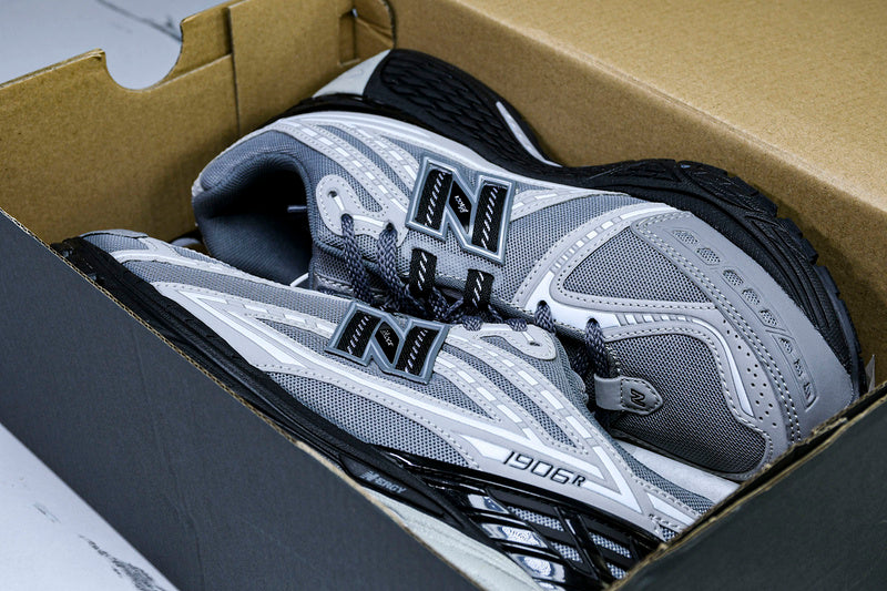 New Balance 1906