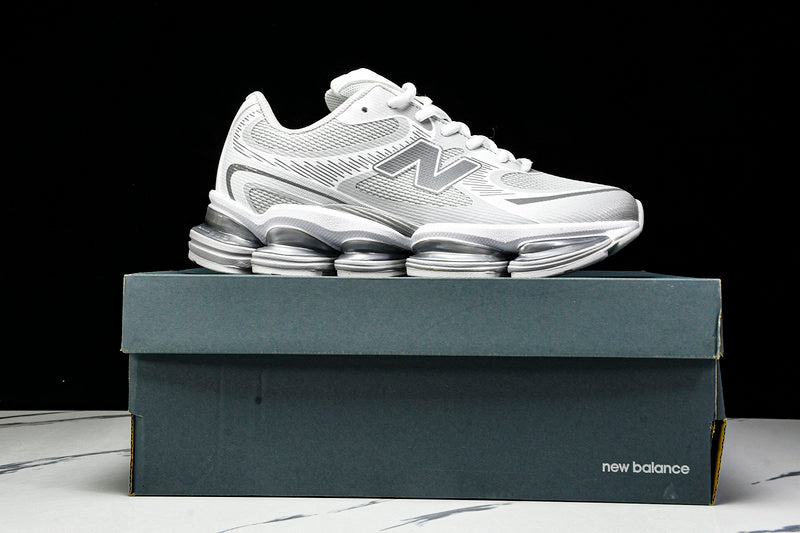 New Balance 2000 Sneakers