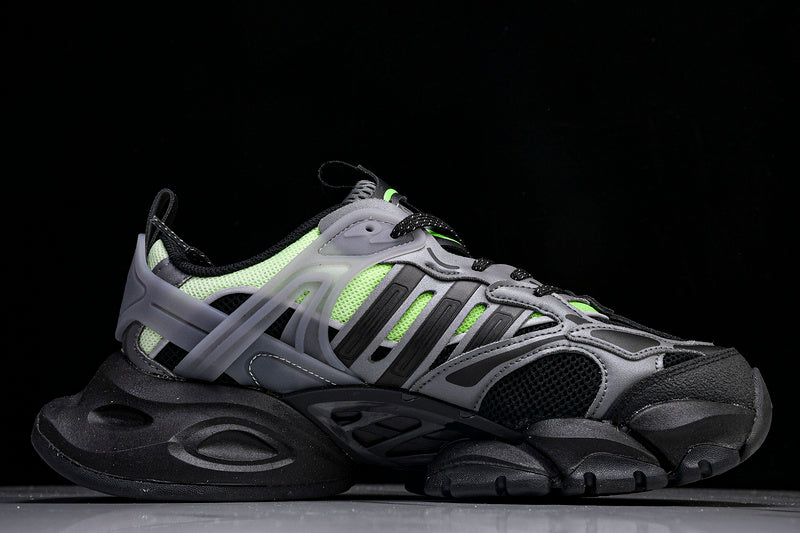 Tênis Adidas XLG