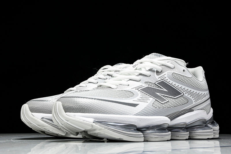 New Balance 2000 Sneakers