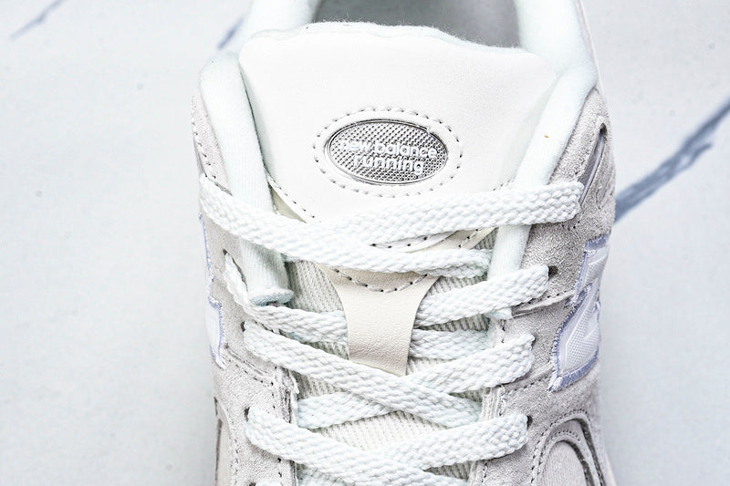 New Balance 2002
