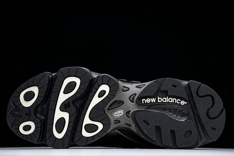 New Balance 1000