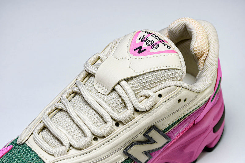 New Balance 1000