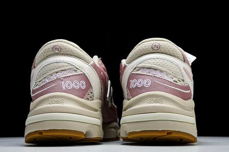 New Balance 1000