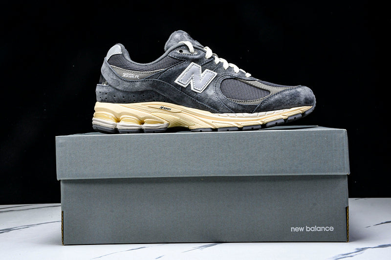 New Balance 2002