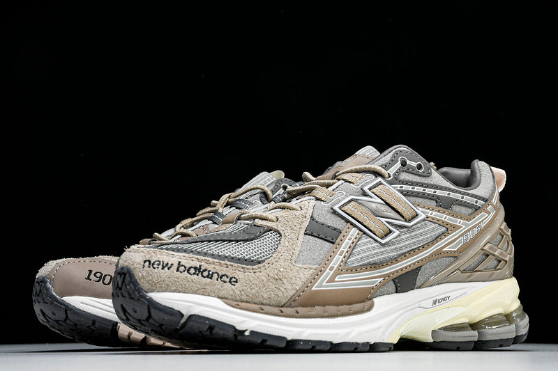 New Balance 1906