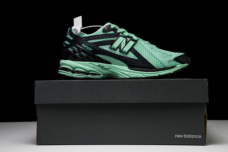 New Balance 1906
