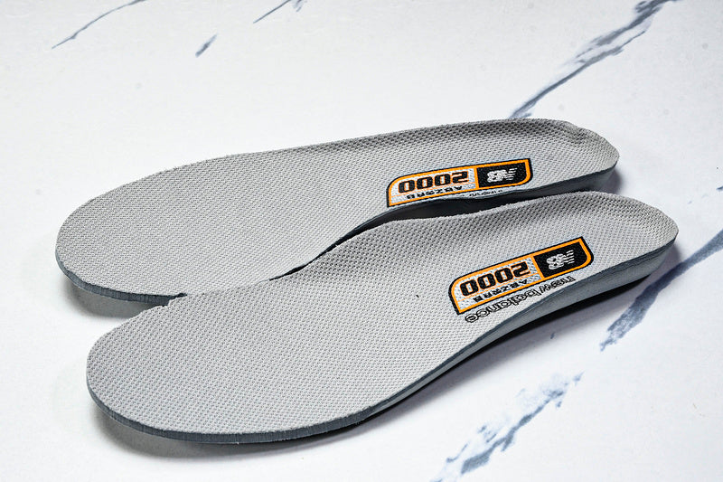 New Balance 2000 Sneakers