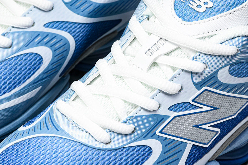 New Balance 2000 Sneakers