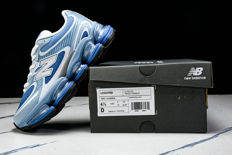 New Balance 2000 Sneakers