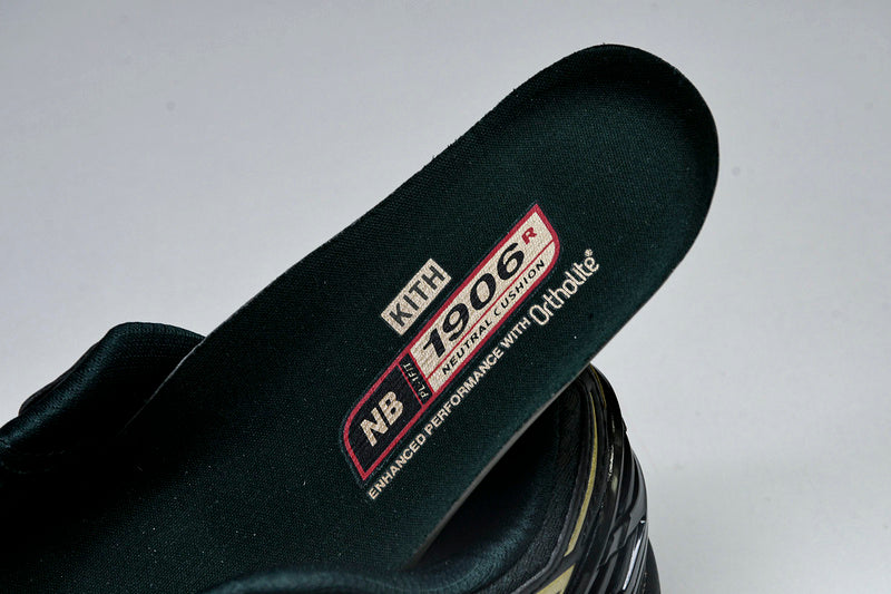 New Balance 1906