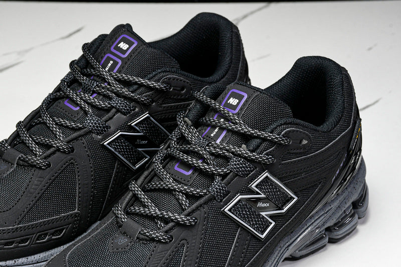 New Balance 1906