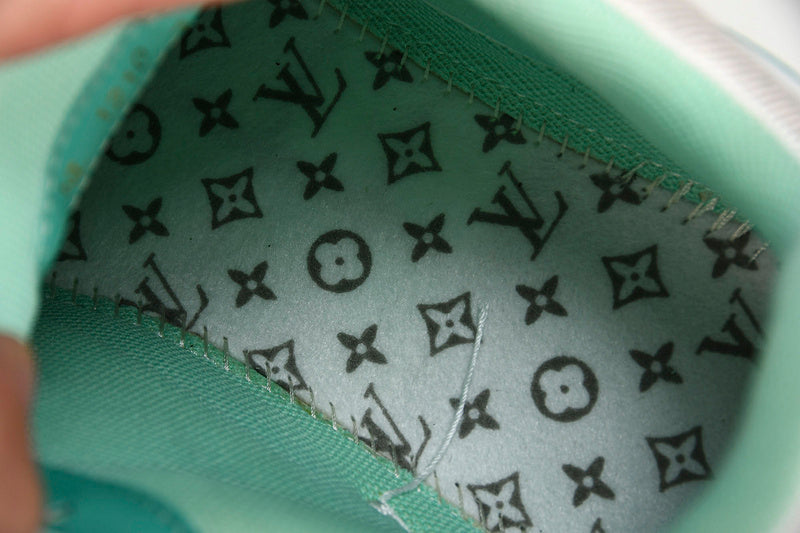 Tênis Louis Vuitton