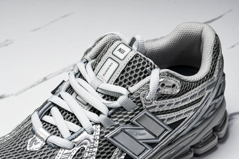 New Balance 1906