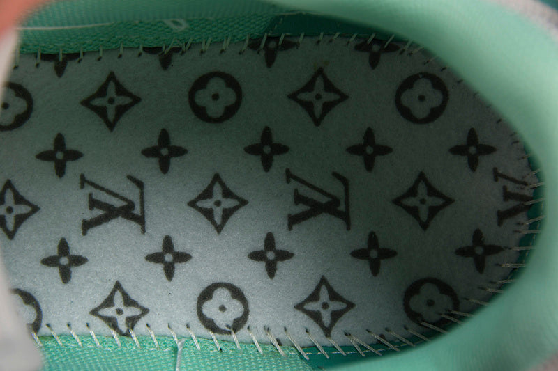 Tênis Louis Vuitton