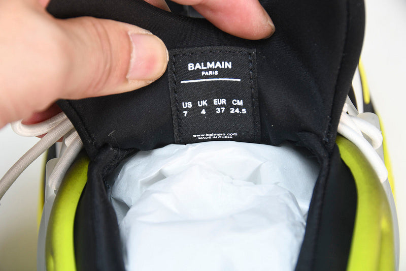 Balenciaga Unicórnio