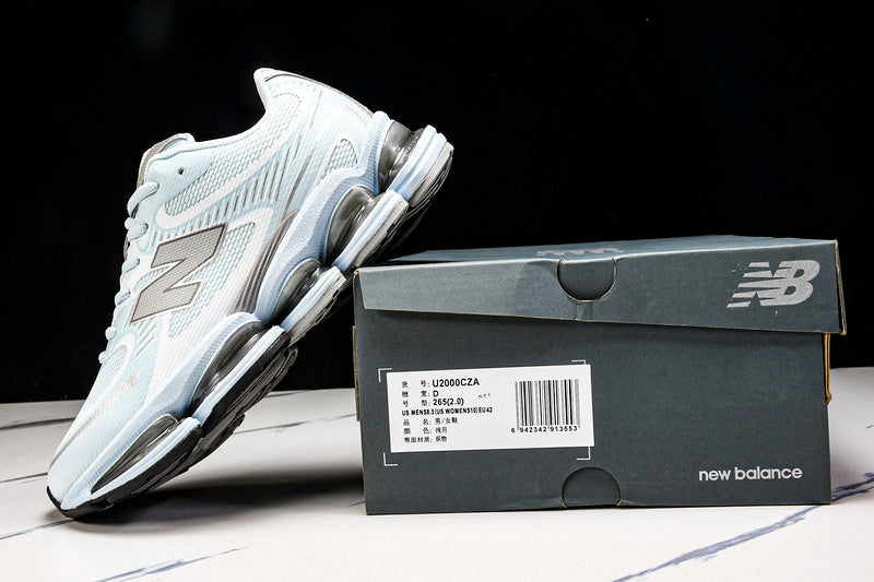 New Balance 2000 Sneakers