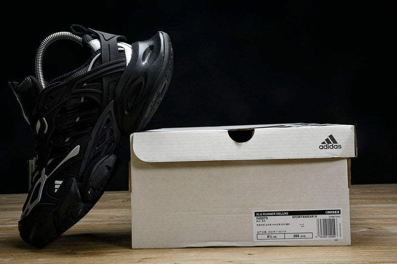 Tênis Adidas XLG