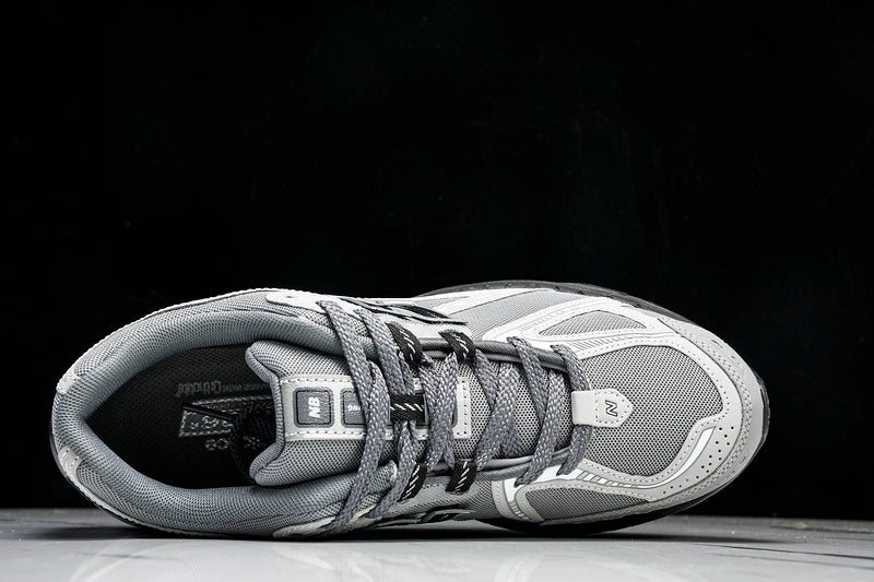 New Balance 1906