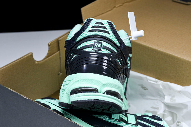 New Balance 1906