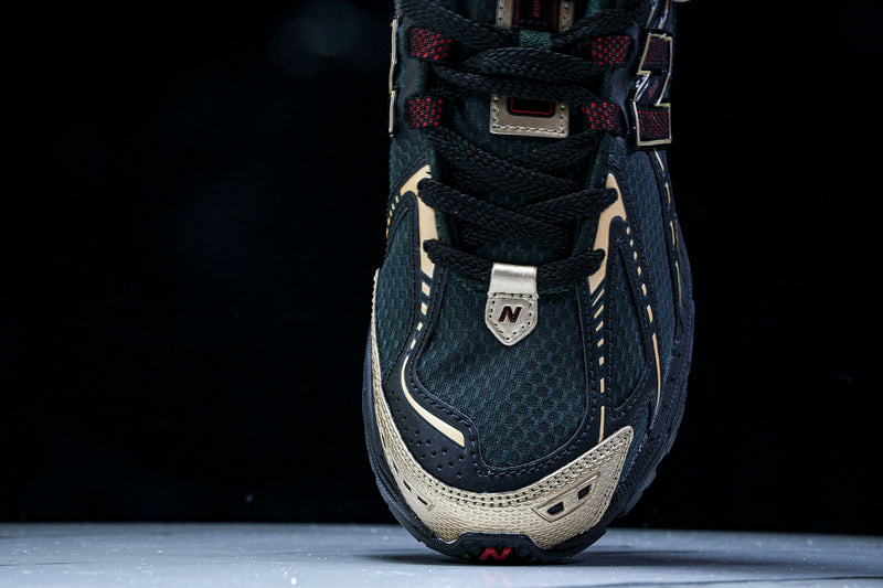 New Balance 1906
