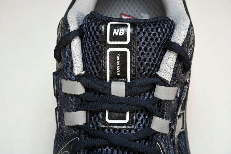 New Balance 1906
