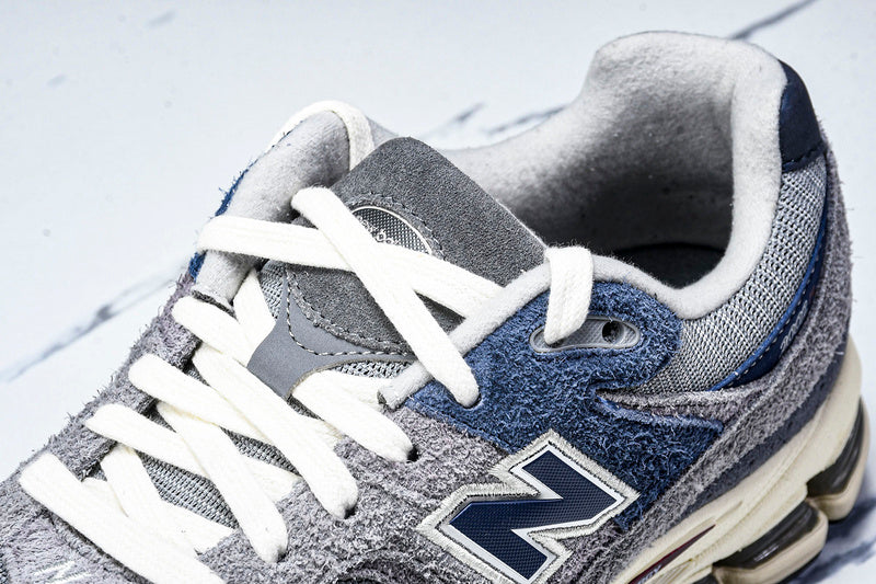 New Balance 2002