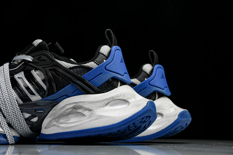 Tênis Adidas XLG