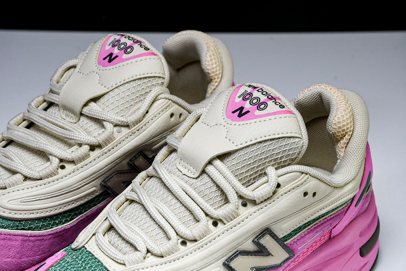 New Balance 1000