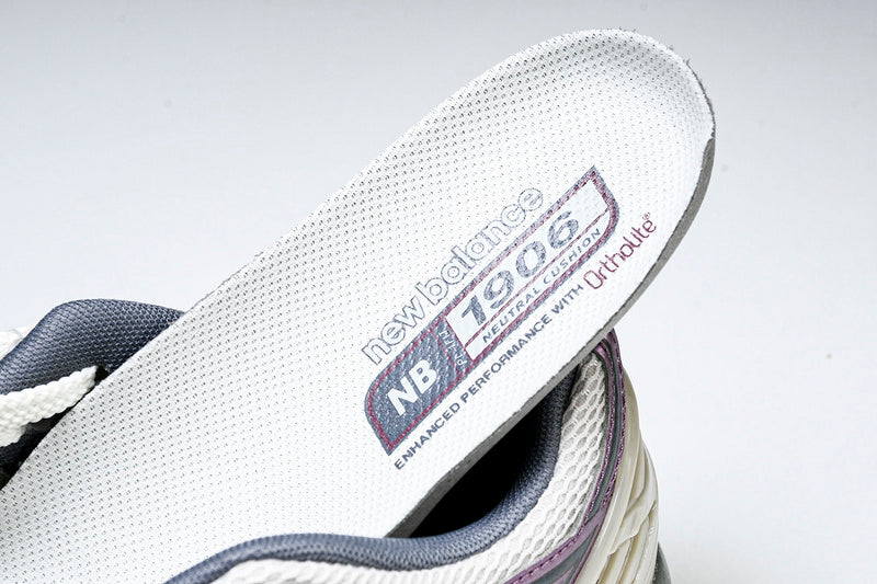New Balance 1906