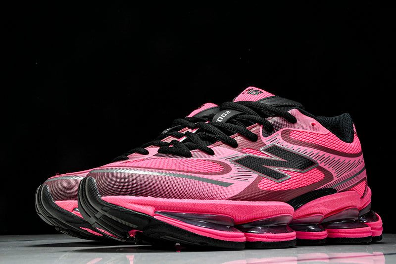New Balance 2000 Sneakers