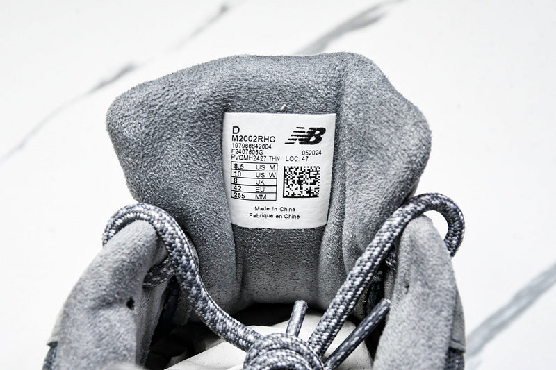 New Balance 2002
