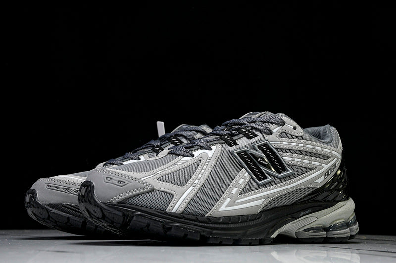 New Balance 1906