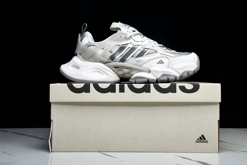 Tênis Adidas XLG