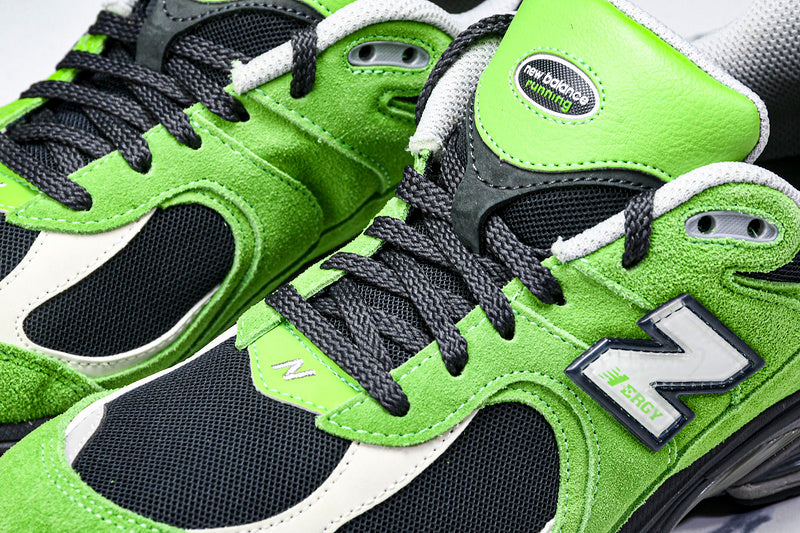 New Balance 2002