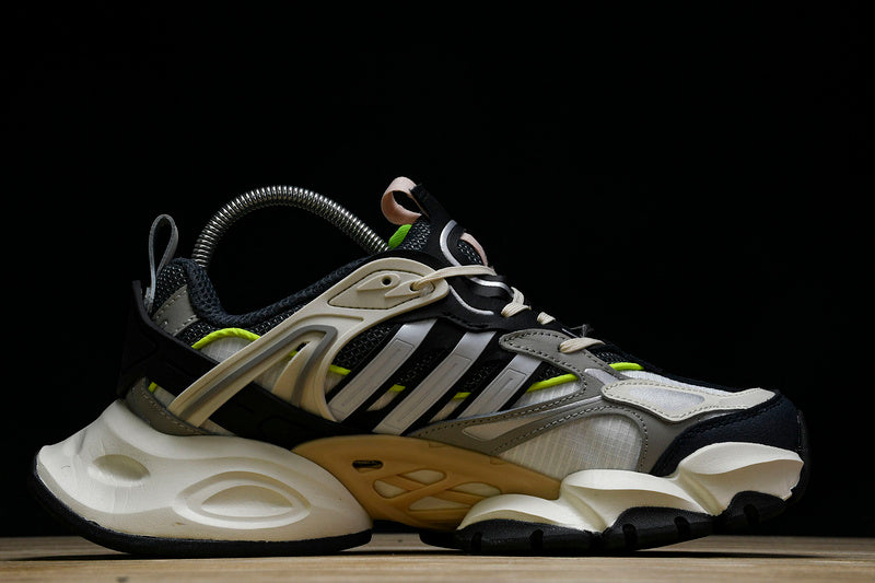 Tênis Adidas XLG