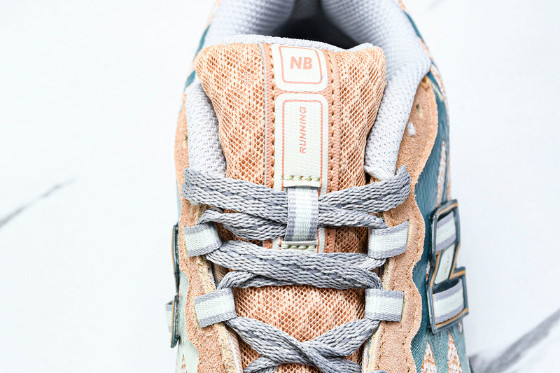 New Balance 1906