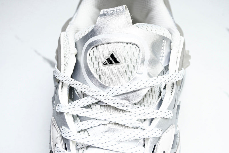 Tênis Adidas XLG